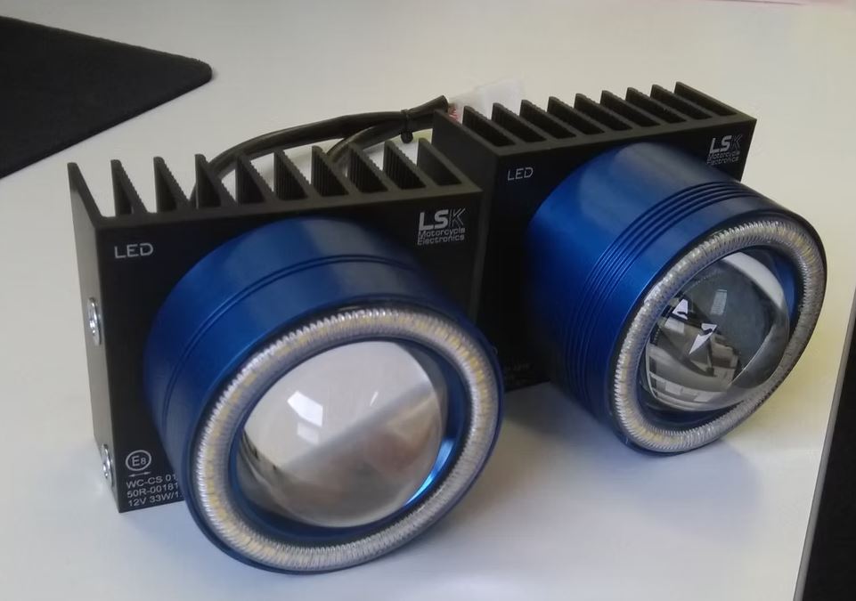 Headlights to suit Rade garage tower kits