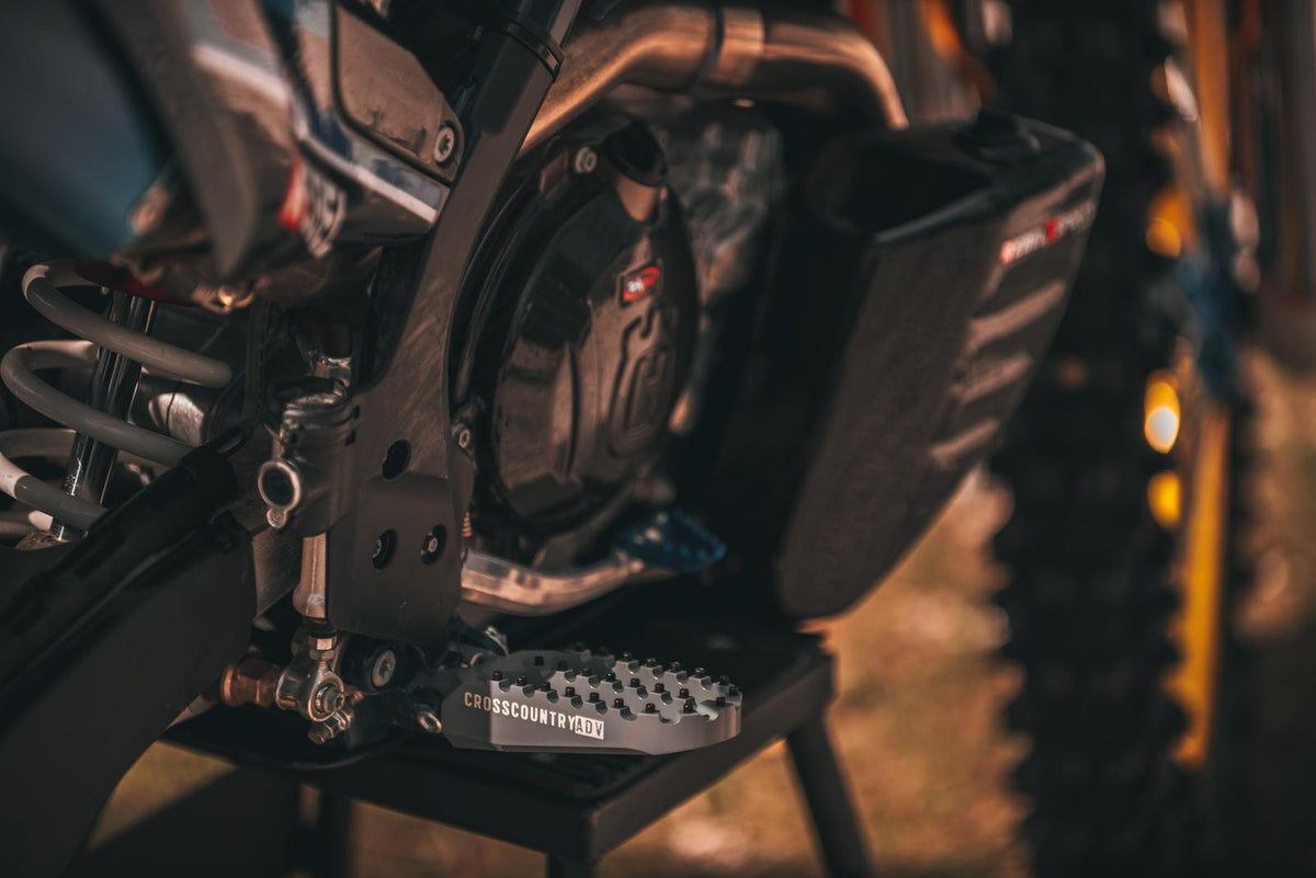 EXC & FE Oversize Adventure Foot Pegs suit (2017-2023)