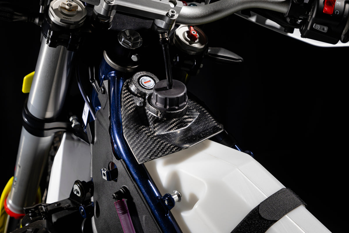 Husqvarna 701 front fuel tank Kit (Rade Garage) 2016-2026