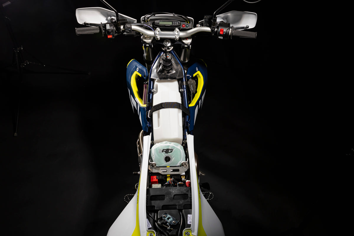 Husqvarna 701 front fuel tank Kit (Rade Garage) 2016-2026